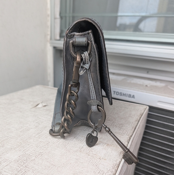 Fossil Vtg Reissue VRI Flap Messenger Clutch Shoulder Bag Blue Grey Leather - Picture 6 of 15